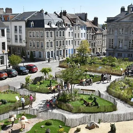 Le Donjon - T3 80m2 - Hyper Centre - Spacieux & Lumineux Apartment