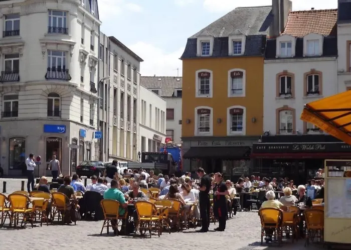 Le Donjon - T3 80m2 - Hyper Centre - Spacieux & Lumineux